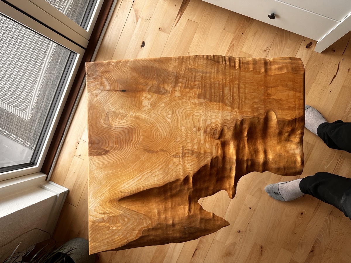 Olivenaske Organisk Live-Edge Sofabord